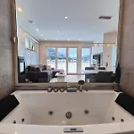 Unterschlupf * Ebensee